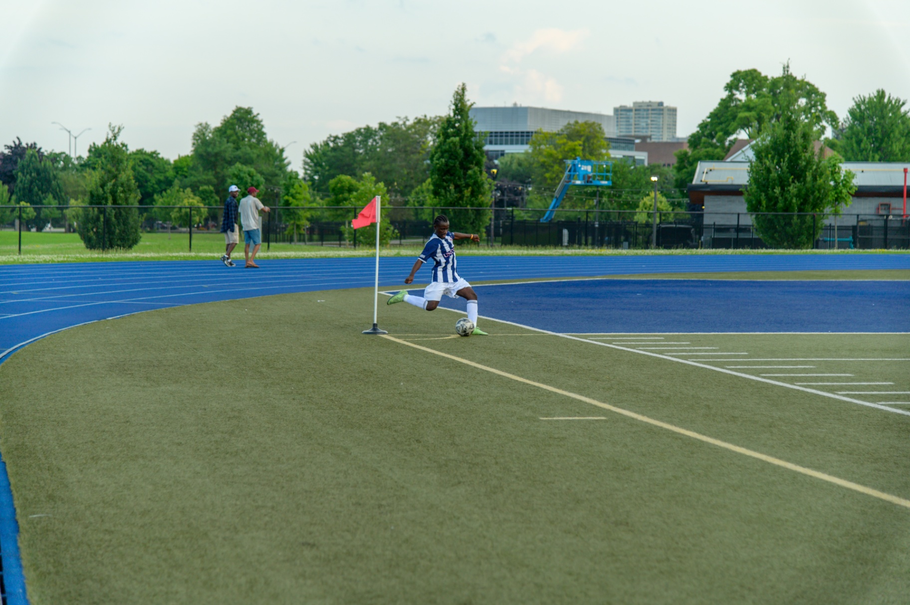 Corner kick delivery